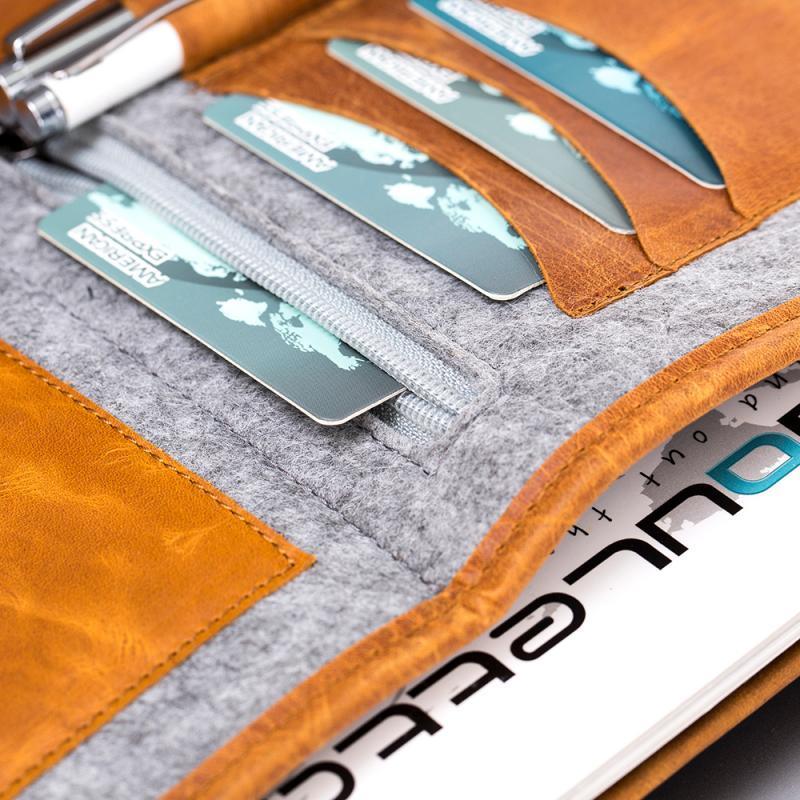 sparta-leather-laptop-case