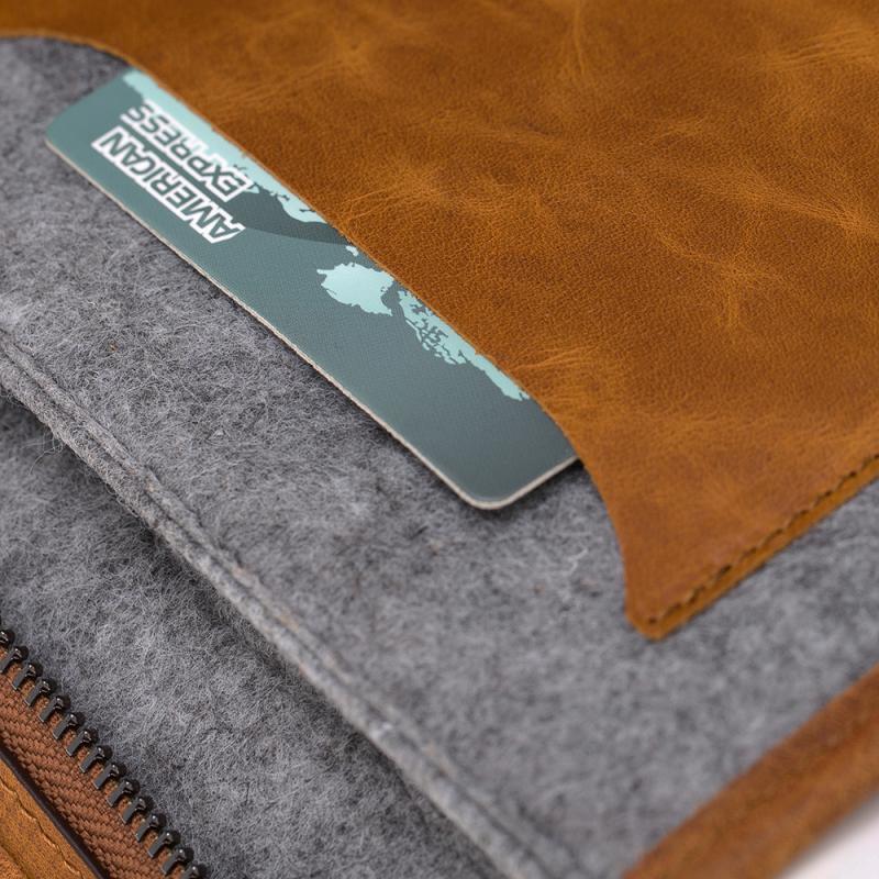 sparta-leather-laptop-case
