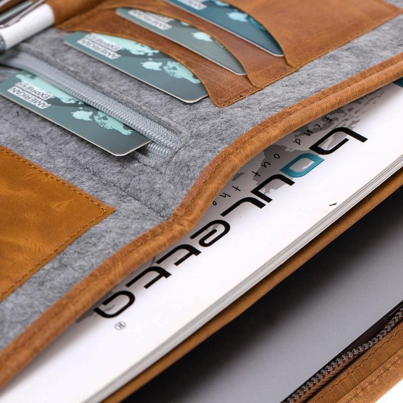 sparta-leather-laptop-case