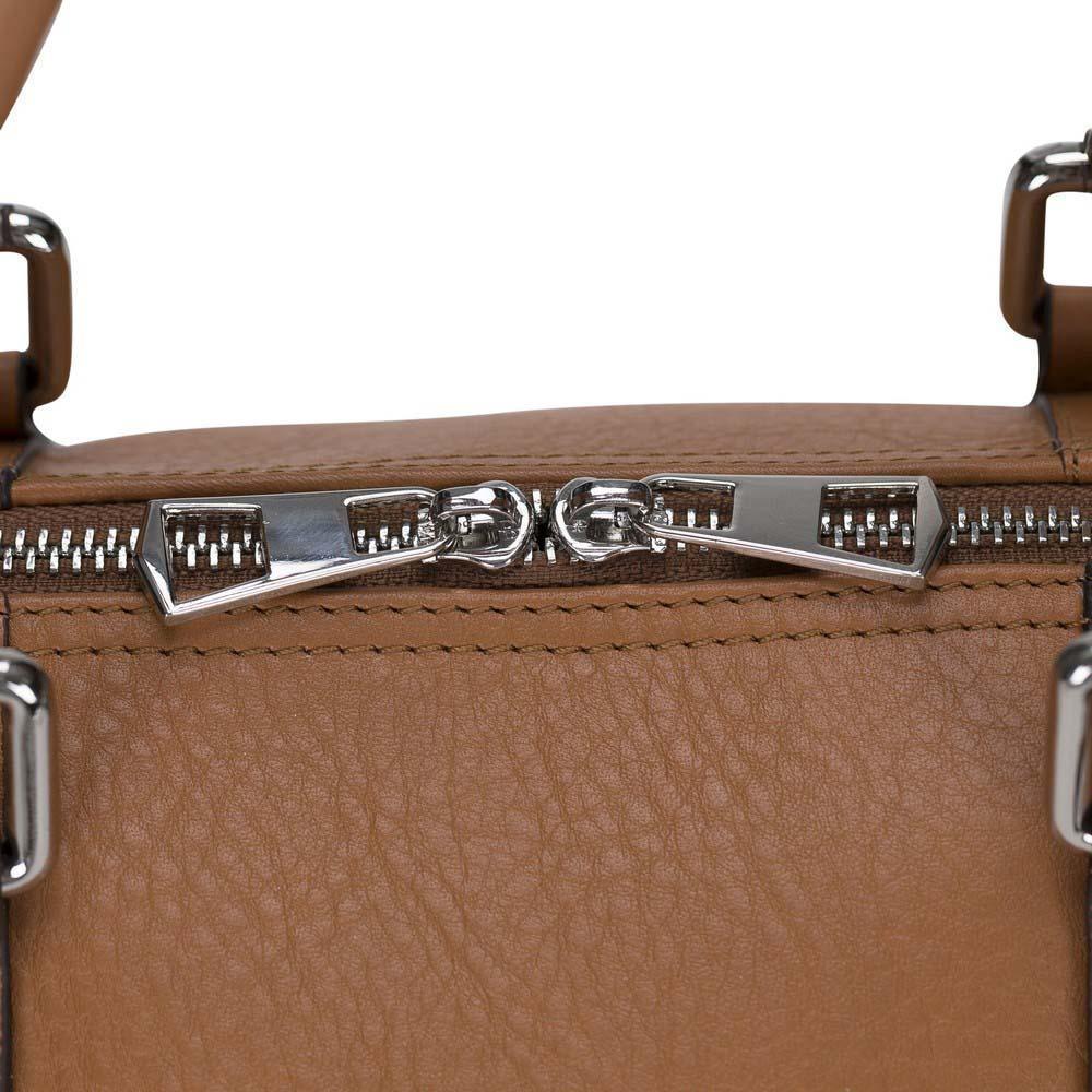 caira-leather-travel-bag