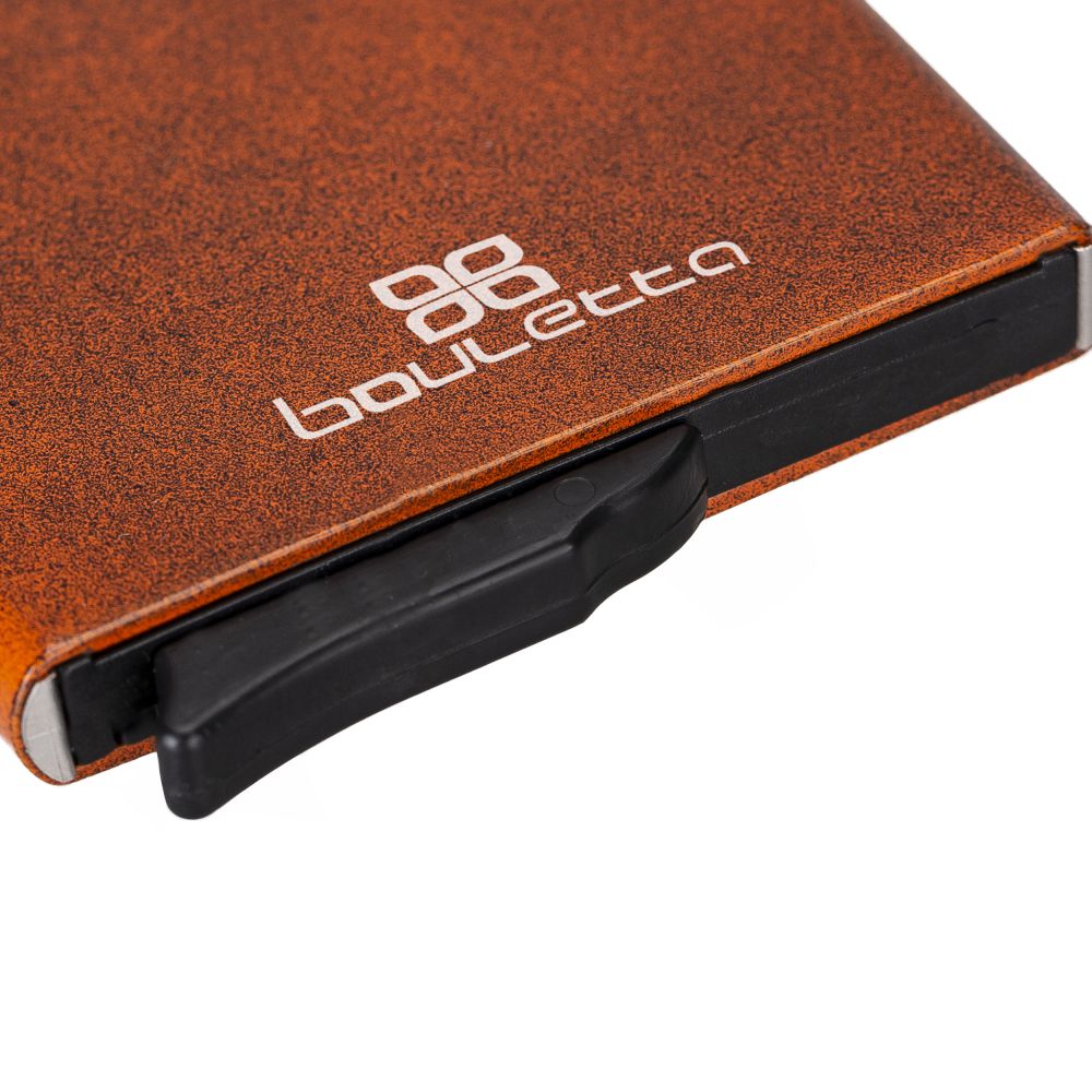 Toggy Card Holder