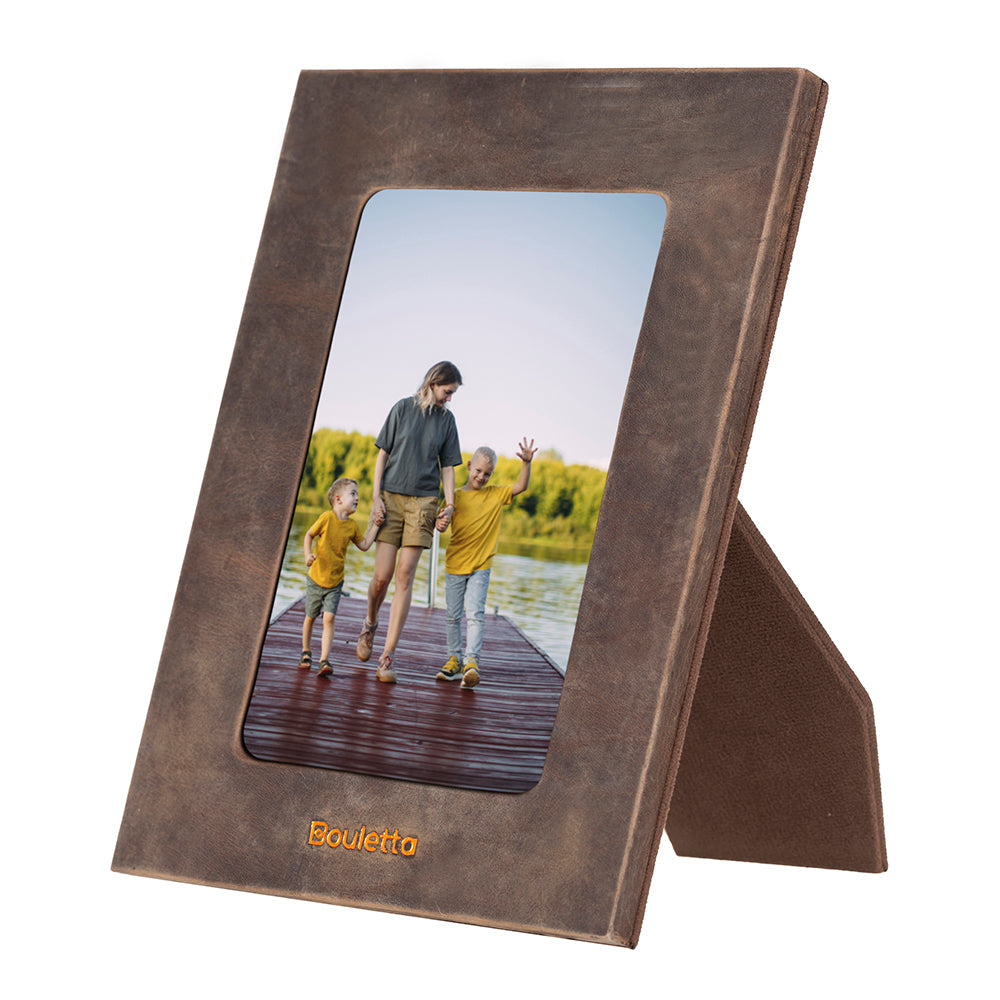 LEATHER PHOTO FRAME