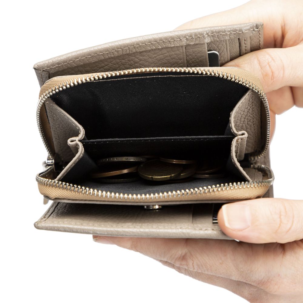 Vero Women's Leather Wallet