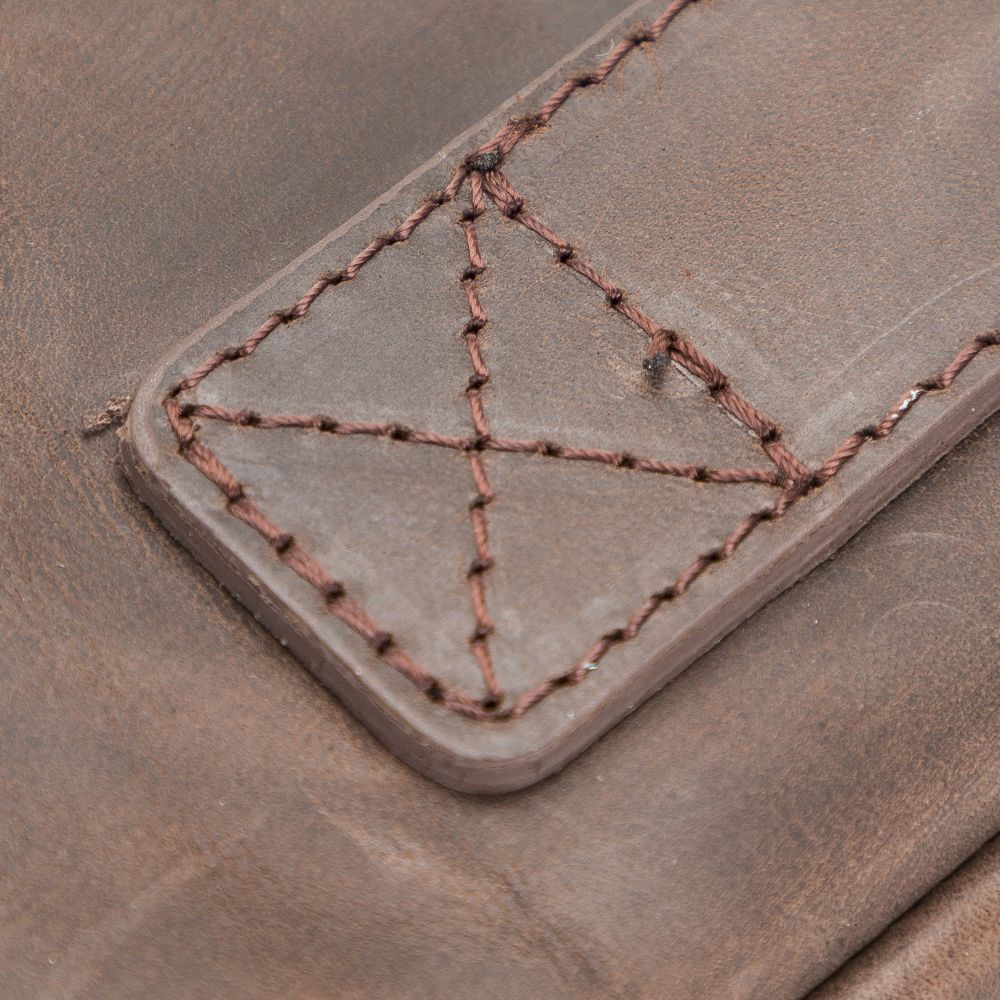 Awe Leather Tablet / Laptop Sleeve